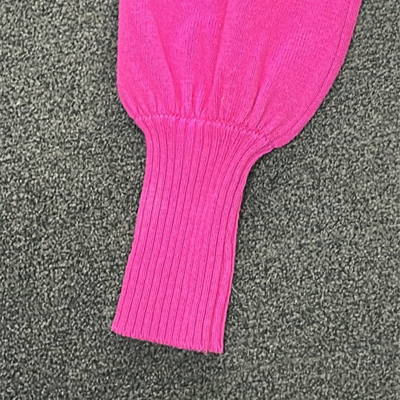 TOCCIN (NY) pink knit long sleeves sweater size medium - Picture 8 of 10